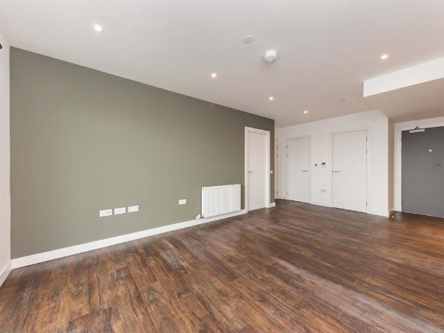 Southway, Wembley HA9, 2 bed flat to rent, £2,000 pcm | PrimeLocation