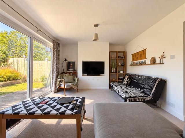Southwick Close, Semi Detached, Winchester