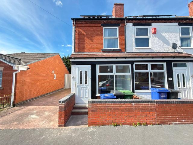 Southwick Road, Halesowen B62, 3 bed terraced house to rent, £1,250 pcm | PrimeLocation