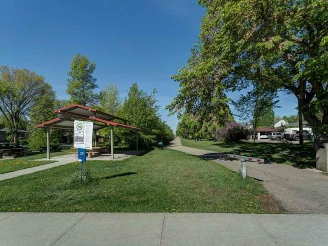 Southwoods Village 3 Bedroom Home for Rent at 6621 96 St Nw, Edmonton, AB T6E 3H1 Hazeldean