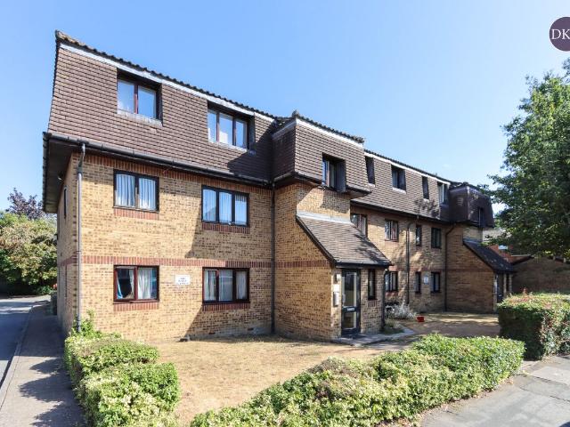 Southwold Road, Watford, Hertfordshire WD24, Studio to rent, £1,150 pcm | PrimeLocation
