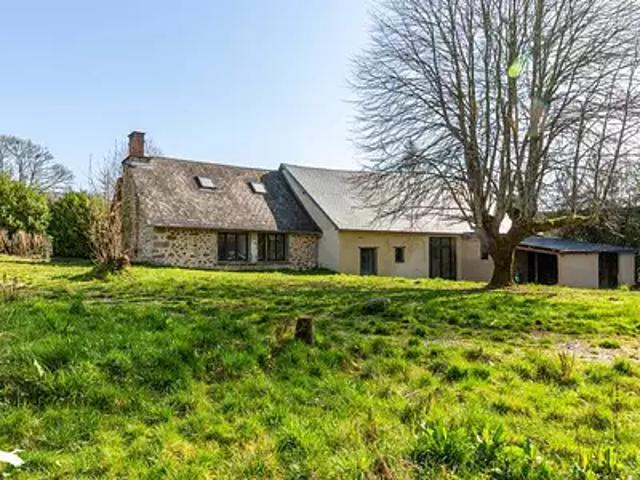 Soudaine Lavinadière 19370 Achat / Vente maison 8 pièces t8