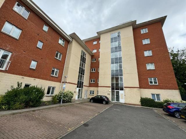 Soudrey Way, Cardiff, CF10 1 bed flat to rent £900 pcm £208 pw