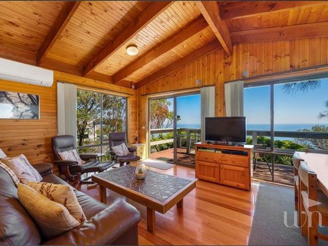 Sought after beachside location