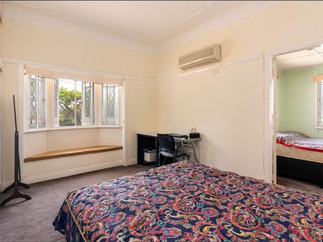 SOUGHT AFTER HENDRA LOCATION, $675.00 p/w Havig & Jackson Real Estate