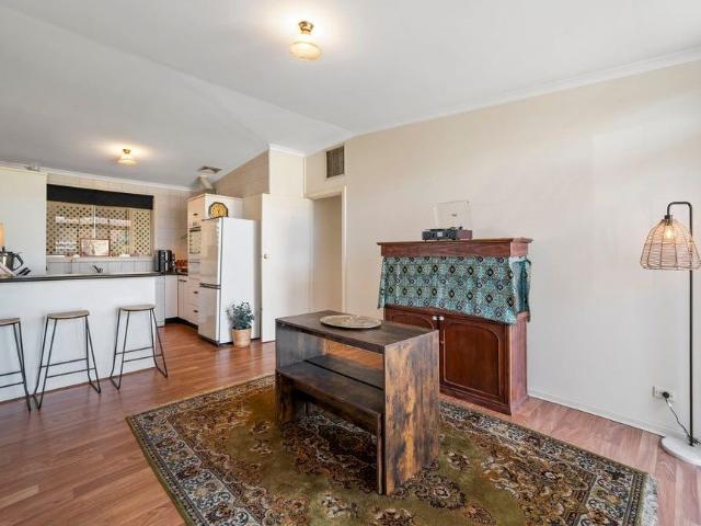 SOUGHT AFTER LOCATION ESSENTIAL AMENTITIES NEARBY