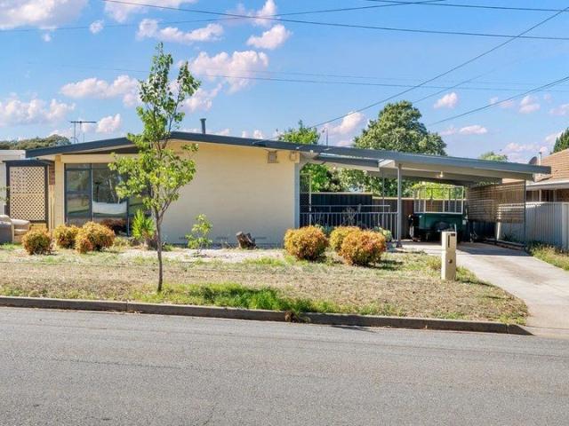SOUGHT AFTER LOCATION ESSENTIAL AMENTITIES NEARBY