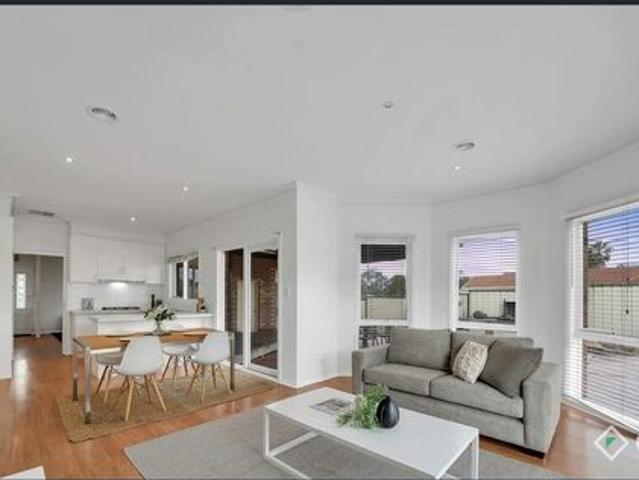 SOUGHT AFTER LOCATION KINGSTON GARDENS ESTATE
