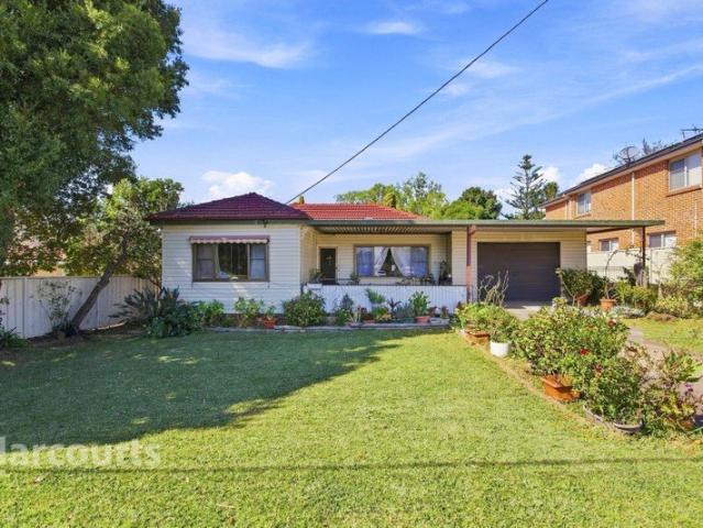 Sought After Location, Large 588m² Block