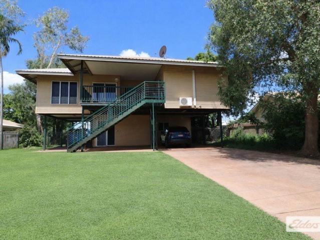 SOUGHT AFTER LOCATION MOVE IN READY WITH STRONG RETURNS POTENTIAL!