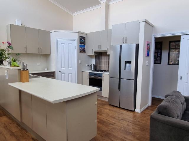 Esperance Le Grande Estate overlooking Chantilly Parkland