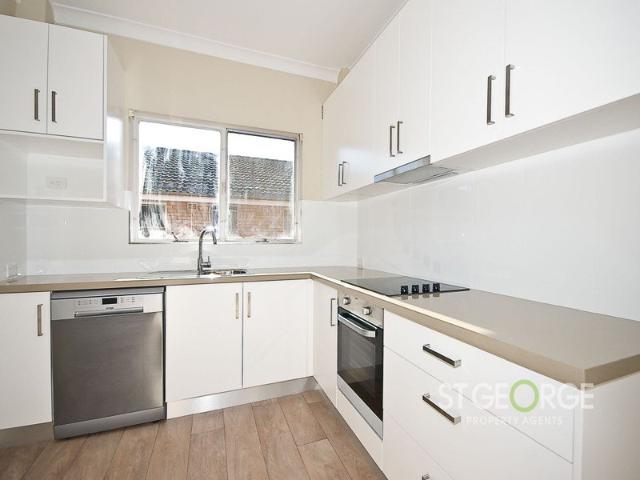 Sought after park side location