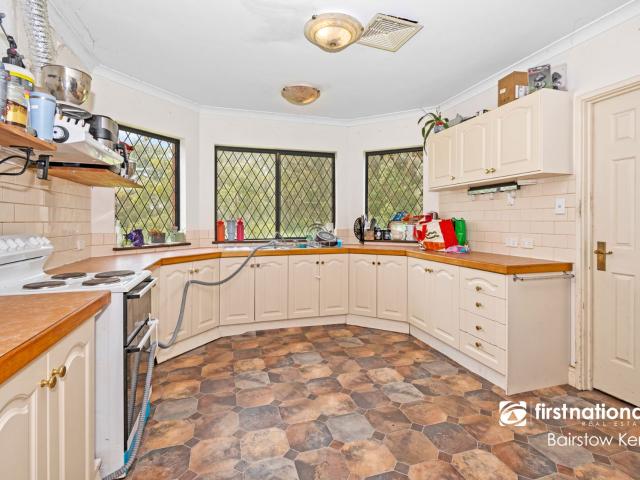Sought after Robinson Estate