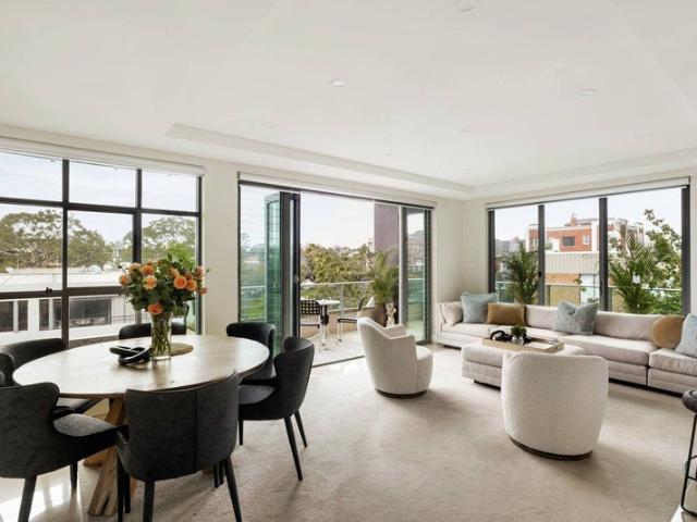 Sought After Village Lifestyle in the Heart of Lindfield Footsteps to Rail