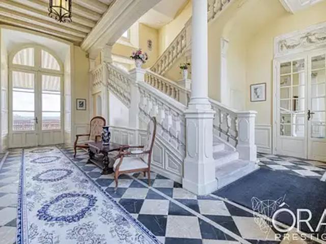Soulaire et Bourg 49460 Achat / Vente maison 32 pièces t32 piscine terrasse