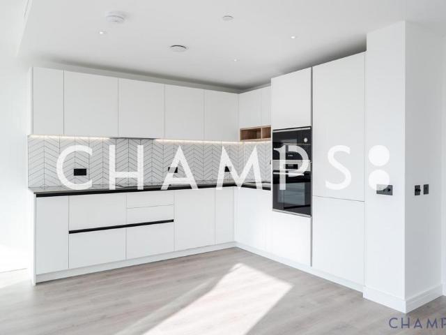 Sovereign Court, Hammersmith, W6 2 bed flat to rent £3,813 pcm £880 pw