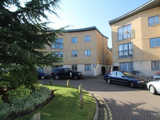 Sovereign Place, Harrow HA1, 1 bed flat to rent, £1,500 pcm | PrimeLocation