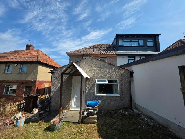 Sowden Road, Bradford BD9, 2 bed semi detached house to rent, £800 pcm | PrimeLocation