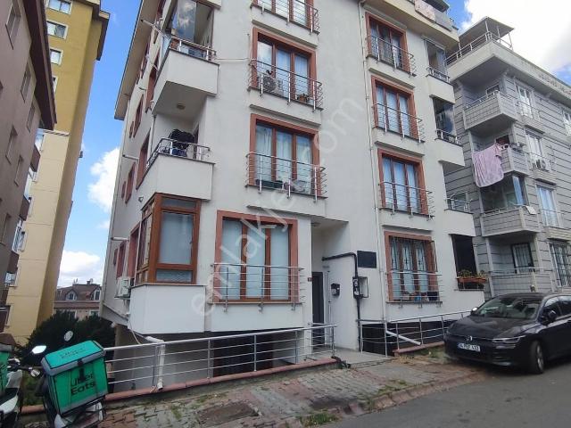 Soyak Bölgesi İfm Karşısı Oturuma Hazır Bahçe Kullanmlı 1+1 53m2