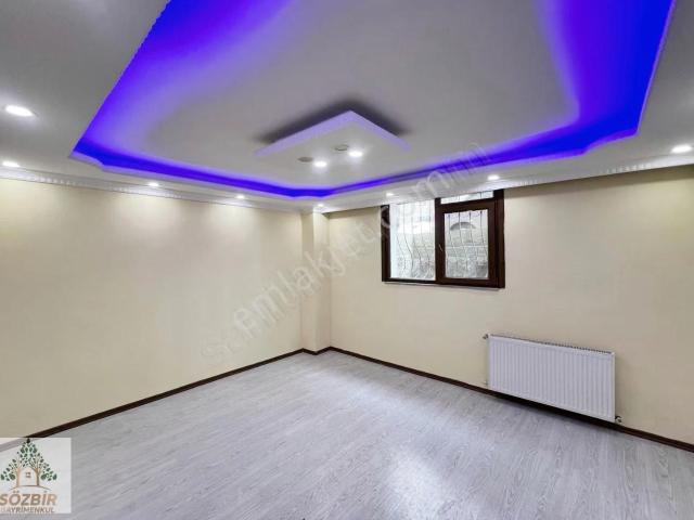 Sözbir' Pınar Mah 1+1 Geniş Bahçeli Kapalı Mutfak Satılık B.katı