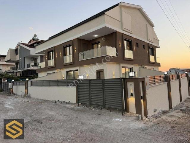 Sözer Yapı'dan Satılık Havuzlu Otoparklı Modern Villalar