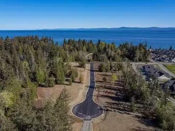Sl14 Camassia Close, Qualicum Beach, BC, V9K 1G1 vacant land.