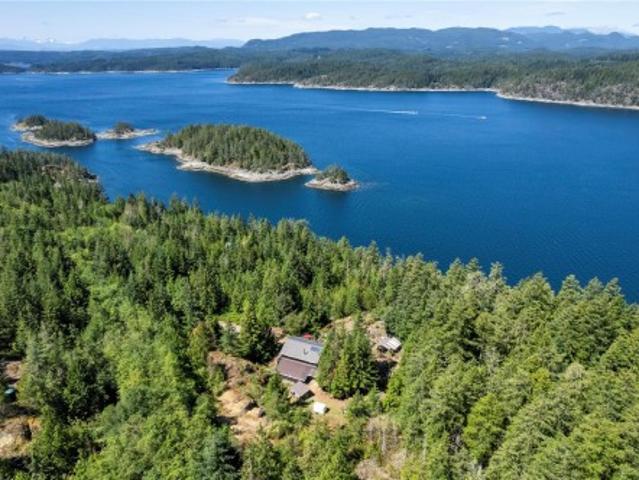 Sl10, Read Island, BC, V0P 1W0 house for sale | Listing ID 996778 | Royal LePage