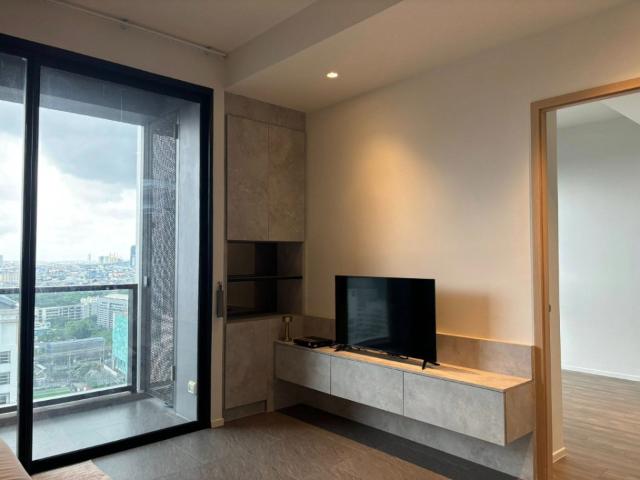 SL 7524ขายคอนโด ห้องสวย ราคาดี เดอะ ลอฟท์ สีลม แอดไลน์ @mastercondo