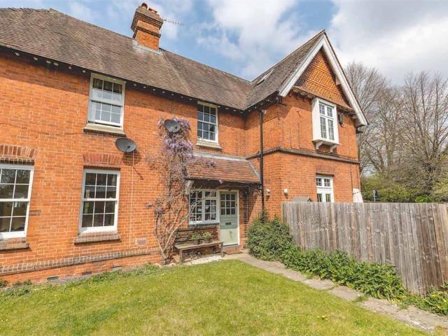 Slough Road, Datchet SL3, 2 bed terraced house to rent, £1,700 pcm | PrimeLocation