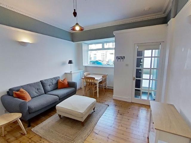 Sloan Street, Edinburgh EH6, 1 bed flat to rent, £1,150 pcm | PrimeLocation
