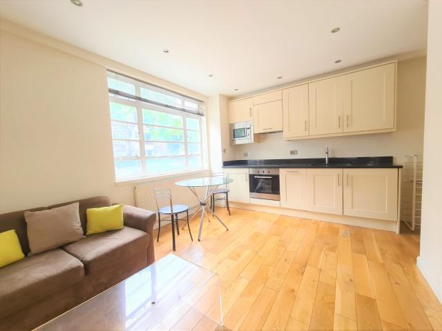 Sloane Avenue, Chelsea, London, SW3