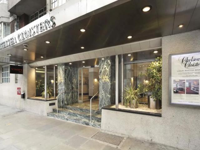 Sloane Avenue, London SW3 1 bed flat to rent £2,708 pcm £625 pw