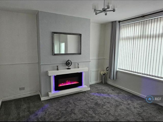 Sloane Street, Bolton, BL3 2 bed terraced house to rent £975 pcm £225 pw
