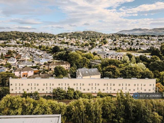 Slateford Road, Edinburgh, EH14 4 bed flat to rent £2,400 pcm £554 pw