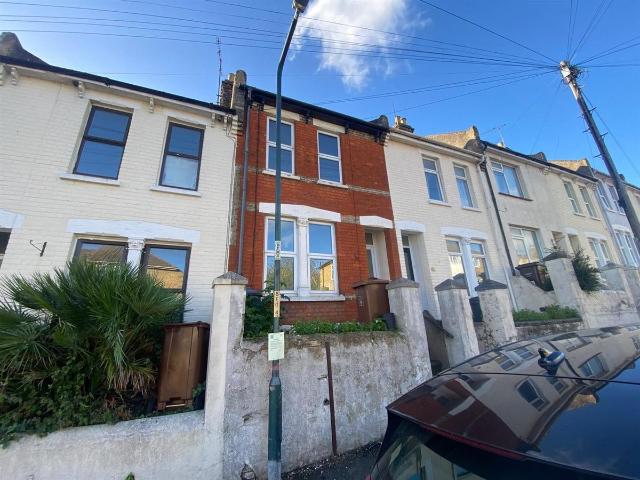 Slatin Road, Rochester ME2, 3 bed terraced house to rent, £1,350 pcm | PrimeLocation