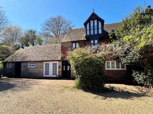 Slaugham, Haywards Heath, West Sussex RH17, 4 bed semi detached house to rent, £2,650 pcm | PrimeLocation