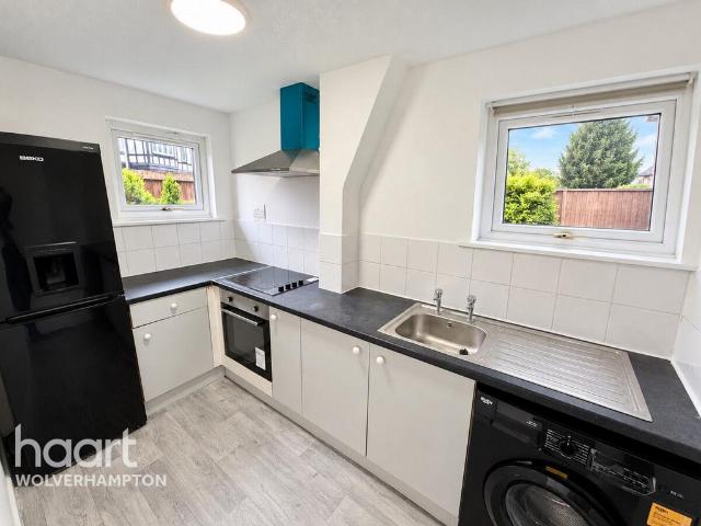 Slade Hill, Wolverhampton 1 bed flat to rent £725 pcm £167 pw