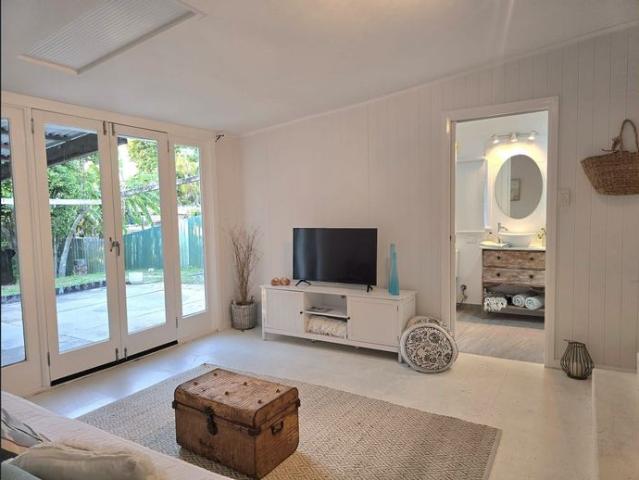 Slade Point Cottage