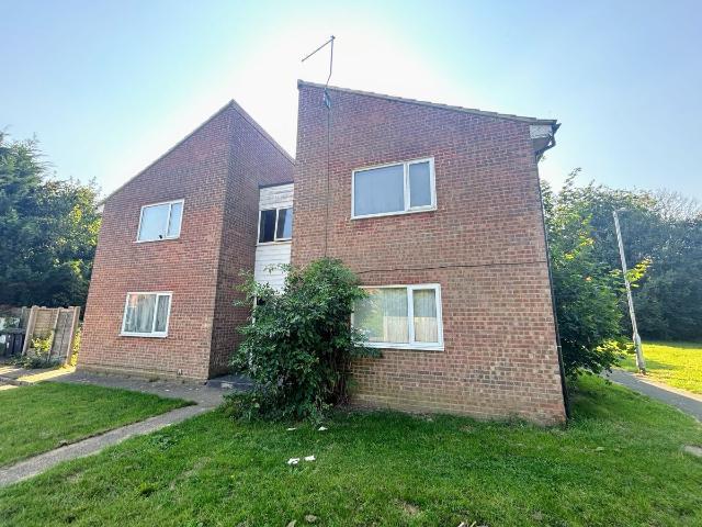 Slades Close, Glemsford, Sudbury CO10, Studio to rent, £575 pcm | PrimeLocation