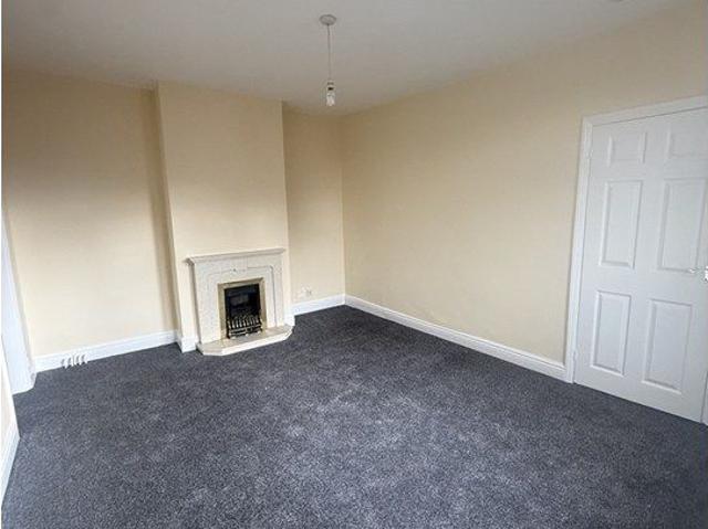 Sleaford Road, Newark NG24, 2 bed flat to rent, £700 pcm | PrimeLocation