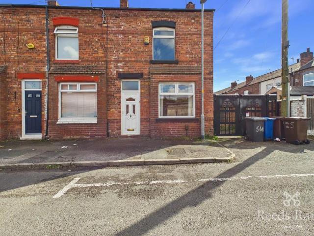 Sledbrook Street, Greater Manchester WN5 2 bed end of terrace house to rent £775 pcm £179 pw