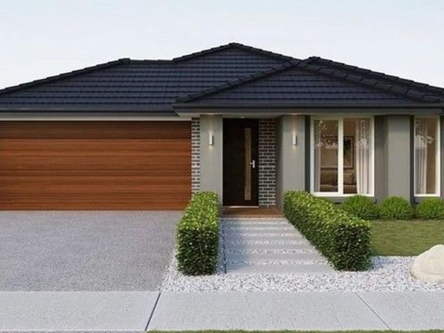 Sleek 4 bedroom design in Silverwoods