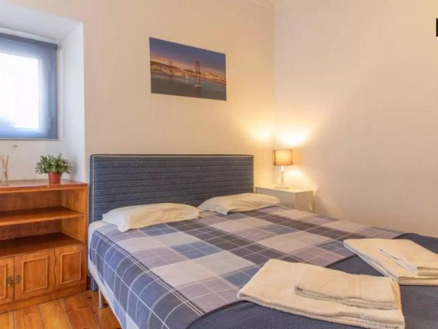 Sleek 2 bedroom apartment for rent, close to Park of Necessidades, in Estrela and Lapa