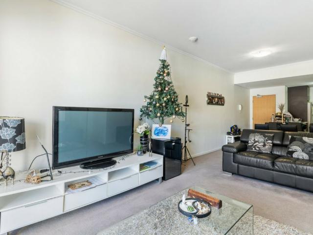 Sleek 2 Bedroom West Perth Apartment
