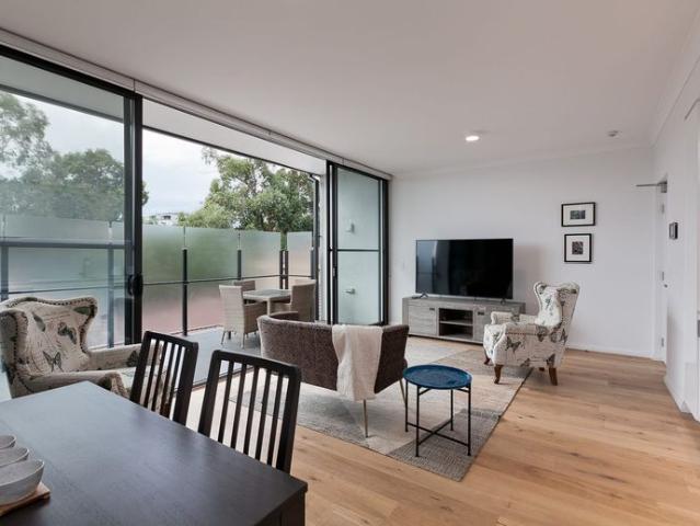 Sleek West Leederville Pad – Just Move In!