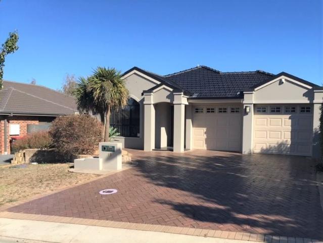 SLEEK AND STYLISH THREE BEDROOM