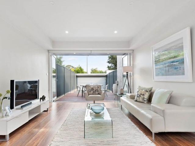 SLEEK AND STYLISH TWO BEDROOM HOUSE
