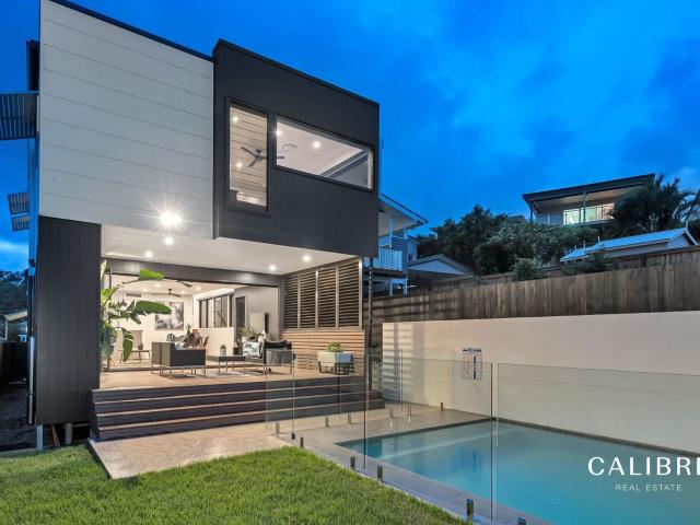 sleek and stylish contemporary family home in the heart of bardon