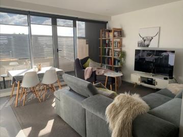 Sleek and stylish in central location!