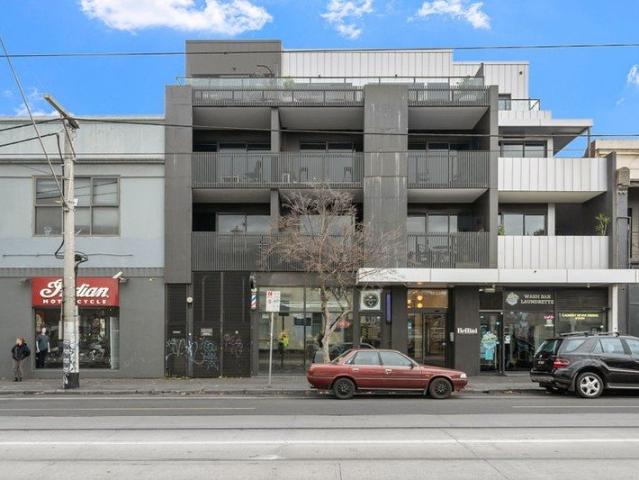 Sleek Apartment in Vibrant Fitzroy North